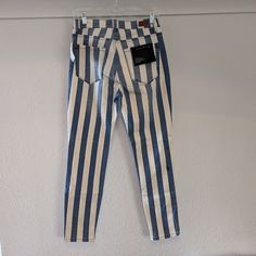 Brand New With Tags! Railroad Blue White Wide Striped Jeans - Bdg From Urban Outfitters Sku 19297381 Striped Denim Jeans With Pockets, Striped Straight Leg Denim Jeans, Fitted Striped Denim Jeans, Summer Striped High Rise Jeans, Summer High Rise Striped Jeans, Trendy Striped Denim Jeans, Trendy Mid-rise Striped Jeans, Striped Denim Bottoms With Five Pockets, Striped High Waist Denim Jeans