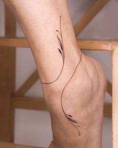 Nape Tattoo, Tattoo Lettering Styles, Anklet Tattoos, Tasteful Tattoos, Pretty Tattoos For Women, Small Hand Tattoos