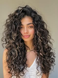 Explore Stylish Long Curly Hairstyles for Every Occasion Long Curly Hairstyles, Long Curly Haircuts, Colored Curly Hair, Haircuts For Curly Hair, Natural Curls Hairstyles