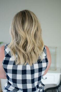 Quick Hair Curling Techniques, Loose Curls Short Hair, Big Waves Hair, Long Layered Hairstyles, Ashy Hair