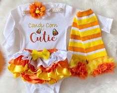 Candy Corn Outfit for Baby Girls - Etsy Halloween Costume Newborn, Newborn Halloween Outfits, Newborn Halloween Costumes, Newborn Halloween, 1st Halloween, Halloween Outfit, First Halloween, Girls Clothing Sets, Halloween Halloween