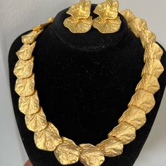 Beautiful Vintage Gold Necklace And Earring Set Necklace -18 In Big Gold Necklace Jewellery, Vintage Gold Necklace, Vintage Gold, Womens Jewelry Necklace, Earring Set, Gold Necklace, Womens Sizes, Jewelry Necklaces, Women Jewelry