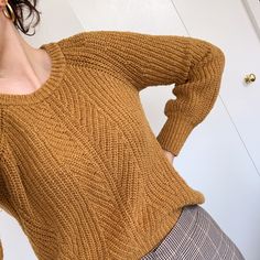 Regular Length Slouchy Fit Two Small Slits At The Hem On Either Side For A Flattering Fit Slight Ballon Sleeve Before Tightening At The Wrist Brand New, Never Worn Could Fit Anyone From An Size Xxs - S Last 2 Photos Are Of This Exact Sweater In The Color I’m Selling, Mustard And Then Also Cream Madewell Sweater, Madewell Sweaters, 2 Photos, Colorful Sweaters, Pullover Sweater, Color Me, Pullover Sweaters, Madewell, Mustard