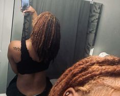 #locs #locsforwomen Super Cute Hairstyles, Dreadlock Hairstyles For Men, Dyed Hair Inspiration, Dyed Natural Hair, Dread Hairstyles, Dreadlock Hairstyles