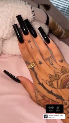 Black Nails Square Long, Black Square Acrylic Nails Design, Black Nail Inspo Coffin, Plain Black Nails, Nails And Tattoos, Pink Tip Nails, Long Square Nails