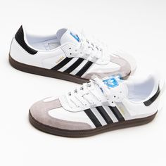 Samba Shoe, Jordans Sneakers Outfit, American Shoes, Samba Shoes, Adidas Samba Og, Black And White Shoes, Jordans Women, White Core