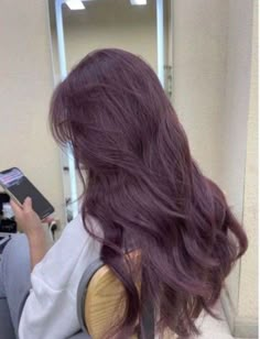 Korean Purple Hair, Purple Undertone Hair, No Bleach Hair Color, Purple Brown Hair, Violet Hair Colors, Winter Hair Colors