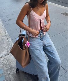 Fest Outfits, Quoi Porter, Stockholm Style, Stockholm Fashion, Mini Short, Summer 24, Summer Fits, Lookbook Outfits