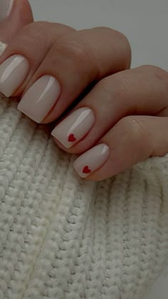 Clean Valentines Day Nails, Short Nail Minimal, Short Basic Nails, Basic Short Nails, Nails August, Minimal Nail, Wow Nails