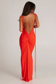 Melani The Label, Orange Gown, Low Back Dresses, Solid Color Dress, Pleated Maxi Dress, Pleated Maxi, Evening Dresses Prom, Beautiful Gowns, Dress Backs