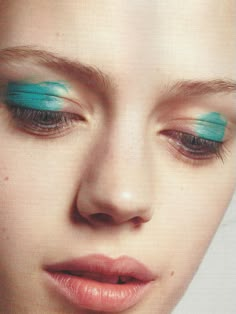 wallflowermanifesto: Esther Heesch for i-D Magazine I D Magazine, Matt Jones, Makeup Tumblr, Couture Makeup, Colour Pop, Make Up Looks, Editorial Makeup, Beauty Editorial, Makati