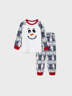 Get in the spirit of Christmas with our matching family snowman pajama sets for adults, kids, babies, and pets!
* Please add each size separately to your shopping cart
* Piece of product: Each size includes 1 set of pajamas (1 top+1 bottom), or 1 romper, or 1 pet bandana
* For children's safety, pajamas should be snug-fitting or flame-resistant. These kids' and babies' pajamas are flame-resistant.
* Product features: Matching Christmas snowman design
* Fabric characteristics: Soft and comfortable
* Neckline: Round neck
* Sleeves: Long sleeves, raglan sleeves
* Style: Family matching pajamas
* Fit: Moderate fit, with drawstring and pockets for adults
* Length: Moderate length
* Source of goods: Imported
* Supplier: PatPat Matching Christmas Pajamas Family, Christmas Pajamas Family, Family Matching Pajamas, Snowman Pattern, Family Pajama Sets, Snowman Design, Matching Christmas Pajamas, Snowmen Patterns, Christmas Pjs