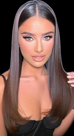 Formal Hairstyles For Very Long Hair, Hairstyles With Zircons, Formal Hairstyles All Down, Slick Back Straight Hair, Front Slicked Back Hair Down, Outfits Noche Vieja, Straightened Hair, Weekend Hair