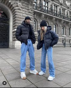 Matching Winter Outfits For Couples, Matchy Outfit Couple, Couple Winter Outfits, Matching Fits Couples, Streetwear Magazine, Streetwear Couple