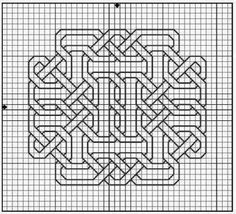 a cross stitch pattern that is in the shape of a square, with an interlaced