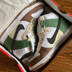 Brand New Women’s 9.5/ Men’s 8 Box Included Questions? Comment Below Nike Cortez Mens, Nike Dunks High, Dunks High, Nike Brown, Nike Waffle, Nike Models, Nike Dunk High, Dunk High, Nike Sneakers Women