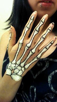 skeleton drawings on hands - Google Search Drawings On Hands, Spfx Makeup, Hand Makeup, Skeleton Drawings, Skeleton Costume