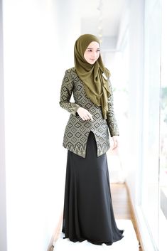 Dress Melayu, Songket Dress, Hijabista Fashion, Kebaya Dress, Kebaya Muslim, Modern Hijab, Batik Fashion, Muslimah Fashion Outfits, Batik Dress