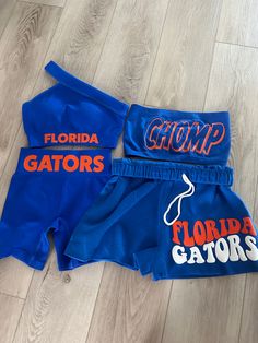 Florida Gator Outfits, Florida Gator Game Day Outfit, Gators Game Day Outfit, Florida Gators Gameday Outfits, Uf Tailgate, Uf Game Day, College Bed Party, Game Day Looks, College Bed