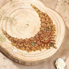 Aarna Nakshi Necklace Joyalukkas Jewellery Necklaces, Joyalukkas Jewellery, Nakshi Necklace, Mangalsutra Chain, Italian Bracelet, Necklaces Diamond, Bridal Necklace Designs, Antique Necklaces Design, Gold Bangles For Women