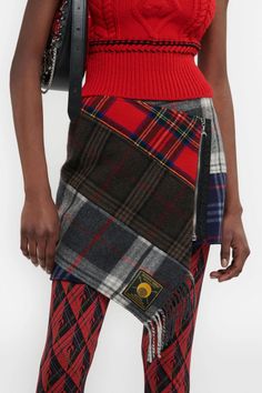 Blanket Skirt, Plaid Trend, Scottish Clothing, Tartan Fashion, Tartan Tie, Tailored Fashion, Tartan Skirt, Tartan Scarf, Tie Skirt