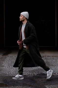 Masculinity Quotes, Quotes Empowering, Empowering Words, Mens Fashion Inspiration, Fashion Trends Winter, Winter Outfits Men, Stylish Mens Outfits, Men Fashion Casual Outfits, Streetwear Men Outfits