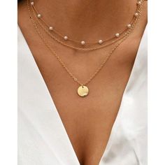 Free People Gold Layered Coin Pearl Necklace Sold Out At Free People, Get It Here! The Free People Gold Layered Coin Pearl Necklace Has Three Layers. The First Layer Has A Gold Chain That Has White Glass Pearls Spread Out. The Second Layer Has A Gold Cable Chain. The Third Layer Has A Gold Round Coin Charm That Hangs On A Gold Cable Chain. Necklace Closes With A Gold Clasp Closure. Length Is 16" + Extender So It Is Adjustable And Can Be Made Longer Or Shorter. Elegant Gold Necklace, Fancy Birthday, Vintage Anniversary, Coin Pearl Necklace, Brooch Wedding, Wedding Classy, Minimalist Retro, Anniversary Necklace, Minimalist Beauty