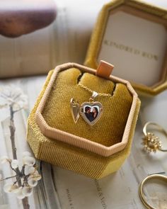 Heart Locket – Kindred Row Vibrational Frequency, Round Locket, Oval Locket, Fine Gold Jewelry, Photo Necklace, Gold Locket, Nursery Inspo, Mini Photo, Big Dreams