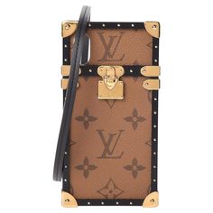 Louis Vuitton Monogram Reverse Eye Trunk iPhone X Xs Crossbody Phone Case 3V415La Date Code/Serial Number: BC4197 Made In: Italy Measurements: Length: 3" Width: .5" Height: 6" Handle Drop: 19" OVERALL GOOD CONDITION ( 7/10 or B ) Accessories: Box, Dust Bag, Care Booklet Signs of Wear: Exterior Canvas: Little to No Chipping Exterior Leather and Trim: Excellent Interior: Little to No Markings Handle / Straps: Excellent Corners: Tarnish, Scratching Edges: Tarnish, Scratching Hardware: Tarnish, Scra Lv Bag Charm, Lv Bumbag, Crossbody Phone Case, Lv Backpack, Louis Vuitton Favorite, Louis Vuitton Pochette Metis, Luxury Phone Case, Leather Luggage Tags, Louis Vuitton Fashion