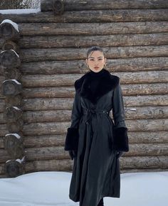 Celebrity Snow Outfits, Aesthetic Snow, Russian Clothing, Winter Fashion Outfits Casual, Russian Fashion, Snow Queen, Outfit Look, Coat Outfits