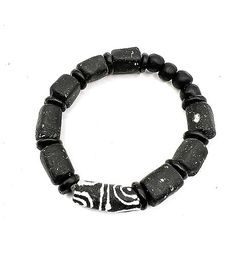 Glass Adornments Ghanaian Recycled Handmade Powder Glass Trade Bead Bracelet (L, Zebra) Trade Beads, Bead Bracelet, Jewelry Inspiration, Recycling, Beaded Bracelets, Bracelet, Beads, Glass