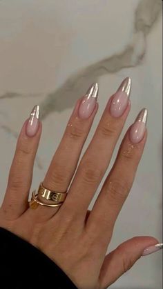 Gold Holiday Nails, Fall Nude Nails, Wife Nails, Autumn Manicure, Nails Collection, Gold Holiday, Classy Acrylic Nails, Exude Confidence, Pretty Gel Nails