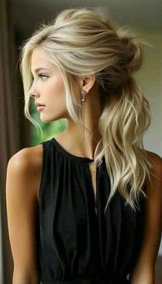 Blonde Professional Woman, Russian Hairstyles Women, Hair Styles For Black Dresses, Hair For Black Tie Wedding Guest, Hair Color Over 40 Colour, Event Hairstyles Long, Classy Blonde Hair, Big Long Hair, Classy Hair