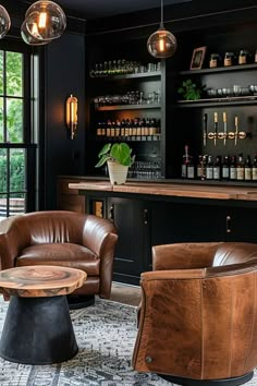 Interior Design Country Pub Interior, Cool Basement Ideas, Bar Lounge Room, Mancave Bar, Bourbon Room, Whiskey Lounge, Whiskey Room, Bar Decorations, Speakeasy Bar