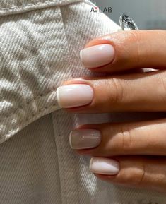 Natural Nails Manicure, Subtle Nails, Summery Nails, Casual Nails, Classic Nails, Soft Nails, New Nail, Holographic Nails, Minimalist Nails