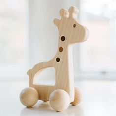 Handmade Wooden Giraffe Push Toy Wooden Push Toys, Wooden Giraffe, Push Toys, Cadeau Baby Shower, Active Play, Wooden Baby Toys, Wooden Train, Flaxseed Oil, Flaxseed