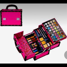 This Listing Is For Brand New Ulta Makeup Box . 70 Piece. Missing One Brush. Thanks For Looking Makeup Kit For Kids, Ulta Makeup, Ulta Beauty Makeup, Makeup Artist Kit, Makeup Hacks Beauty Secrets, Matte Lipsticks, Mini Makeup, Kids Makeup, Makeup To Buy