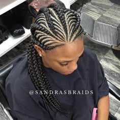 How to Style Natural Hair for Beginners - NaturAll Ghana Braid Styles, Ghana Braids Hairstyles, Braids Styling, Ghana Braids, African Hair Braiding Styles, Feed In Braid, Beautiful Braids, Girls Braids, Natural Hair Braids