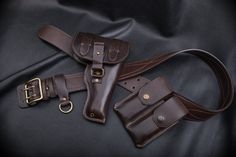 -= HANDMADE ITEM | MADE TO ORDER | PLEASE READ INFORMATION BELOW =- -= IMPORTANT ADDITIONS =- All items in the photo except those indicated in the package are given for example This lot includes the following items: - Handmade Leather Holster + options -= OPTIONS INFO =- - Only Holster - Holster + single mag pouch - Holster + double mag pouch - Holster + 2 inch wide officer pistol belt - Holster + double mag pouch + 2 inch wide officer pistol belt -= COMPATIBILITY =- - Tokarev TT33 (If you are n Belt Holster, Look Retro, Old Style, Fashion Fits, Retro Stil, Archery, Design Vintage, Handmade Leather, Natural Leather