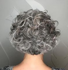 Gray Curls, Bob Perm, Short Curly Hairstyles For Women, Grey Curly Hair, Flattering Hairstyles, Curly Hair Photos, Short Curly Haircuts, Short Grey Hair, Curly Bob Hairstyles