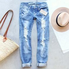 Hipster Boyfriend, Jeans Stitch, All Jeans, Boyfriend Denim, Denim Hat, Cuffed Jeans, Bare Necessities