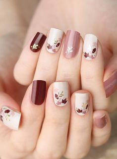 Nail Design Gold, Nail Art For Beginners, Purple Nail, Pretty Nail Art Designs, Pretty Nail Art, Beautiful Nail Art