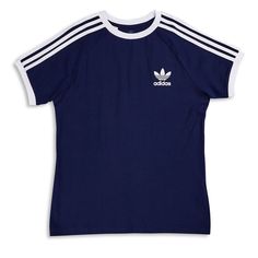 Adidas Adidas Vintage Clothes, Vintage Addidas Outfits, Vintage Adidas Outfit, Adidas Clothes Women, Adidas T Shirt Outfit, Adidas 3 Stripes Tee, Adidas Shirt Outfit, Old Adidas, Sport Tshirts