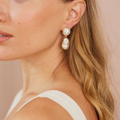 Round Baroque Pearl Drop Jewelry, Formal Baroque Pearl Earrings For Pierced Ears, Classic Round Baroque Pearl Earrings, White Baroque Pearl Earrings For Pierced Ears, Luxury Baroque Pearl Drop Earrings, Earring Tops, Pearl Earring, Gold Rhinestone, Round Top