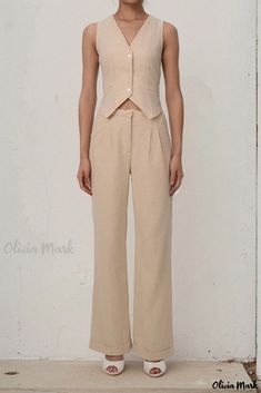 Oliviamark - Chic Cotton Two-Piece Set with Pleated Pants and V-Neck Button Up Blouse Strapless Evening Gowns, Multiple Outfits, V Neck Top, Button Up Blouse, Pleated Pants, V Neckline, Two Piece Outfit, V Neck Tops, Evening Gowns