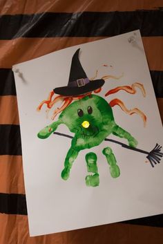 Handprint Witches with Light Up Noses Halloween Kita, Hand Print Art, Halloween Craft Activities, Preschool Crafts Fall, Halloween Fest, Halloween Crafts For Toddlers, Fall Arts And Crafts