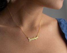 🌸 Get your unique and eye-catching 14K Solid Gold Name Necklace now. Available in different font styles and different styles of chains. Wearing a Name Jewelry is a great way to add a burst of uniqueness and personality. 🌸 You can customize this 14k solid gold name necklace with a name/word of your choice. All our personalized gold necklaces are suitable for all kinds of clothing and add a great sparkle to your wardrobe. Each personalized name necklace is made to order, which gives our pieces a Different Font Styles, Personalized Gold Necklace, Gold Name Necklace, Name Jewelry, Summer Necklace, Everyday Necklace, Bridal Necklace, Custom Necklace, Name Necklace