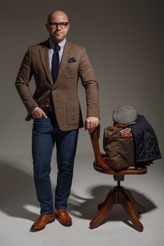 Sport Coat Outfit, Brown Tweed Blazer, British Style Men, Der Gentleman, Mens Business Casual Outfits, Man Blazer