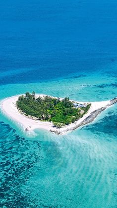 an island in the middle of the ocean