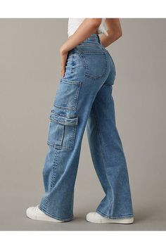 Dreamy Drape | Stretch denim that is super soft & drapey/Looks & feels like authentic denim, but with ultimate comfort/Cargo pocket/Medium wash Cargo Pants Outfit, Jeans Cargo, Curvy Jeans, Cargo Jeans, Mens Outfitters, Cute Casual Outfits, Everyday Outfits, Aesthetic Clothes